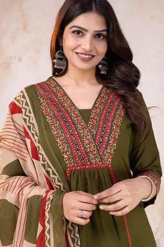 Beautiful jaipuri green printed cotton dupatta with a distinct red and green ethnic border.