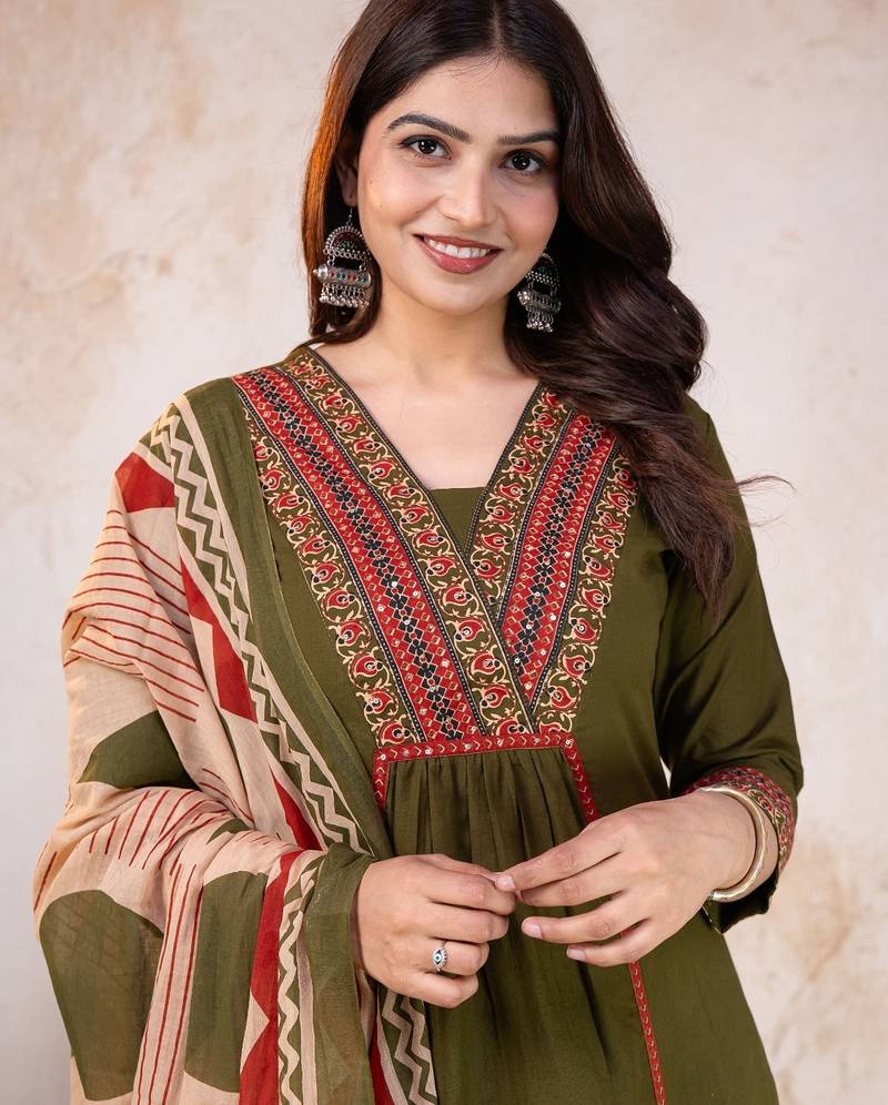 Beautiful jaipuri green printed cotton dupatta with a distinct red and green ethnic border.