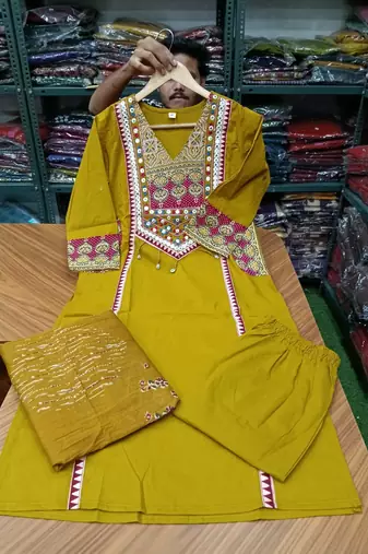 Beautiful jaipuri mustard printed cotton dupatta with a distinct red and mustard ethnic border.