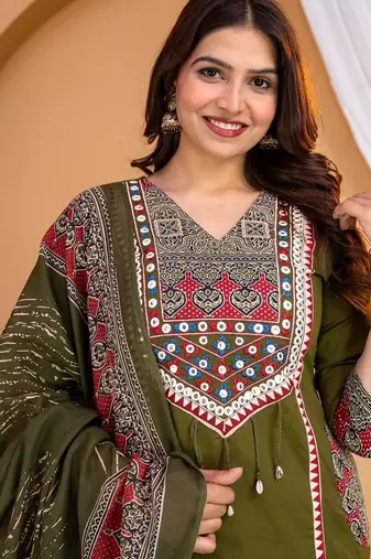 Beautiful jaipuri green printed cotton dupatta with a distinct red and blue ethnic border.