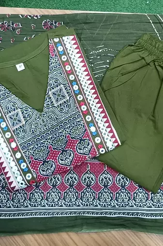 Beautiful jaipuri green printed cotton dupatta with a distinct red and blue ethnic border.