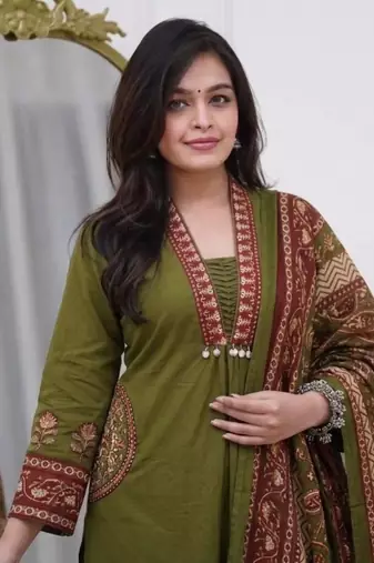 Beautiful premium olive green cotton ethnic suit set.