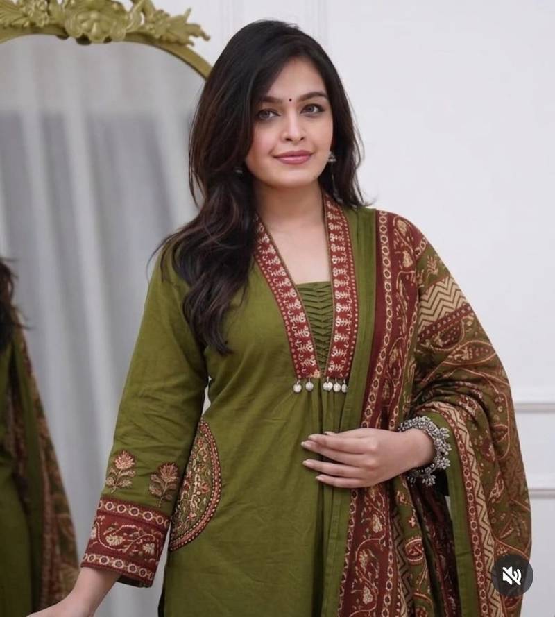 Beautiful premium olive green cotton ethnic suit set.