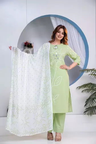 Beautiful jaipuri green straight-fit  bandhani design cotton kurta set