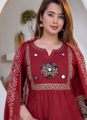 Beautiful three-piece salwar suit set in maroon. 3