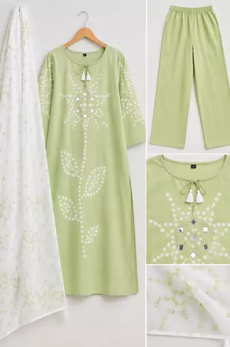 Beautiful jaipuri green straight-fit  bandhani design cotton kurta set
