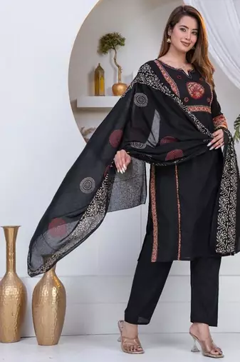 Beautiful three-piece salwar suit set in black