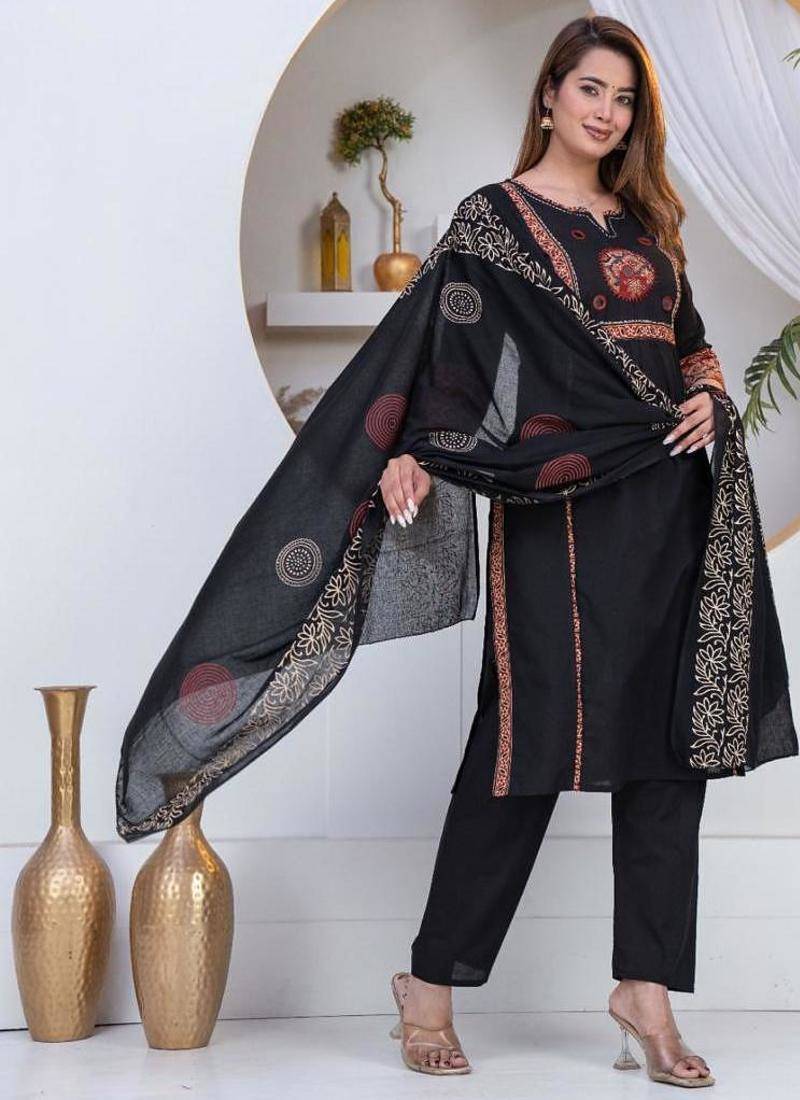 Beautiful three-piece salwar suit set in black