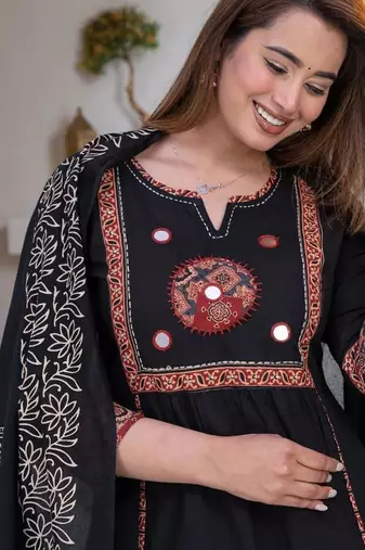 Beautiful three-piece salwar suit set in black