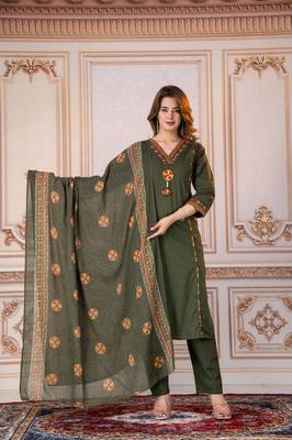 Beautiful olive green tassel meadow suit set 1