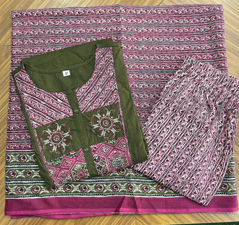 Beautiful green kurta set with printed pant dupatta