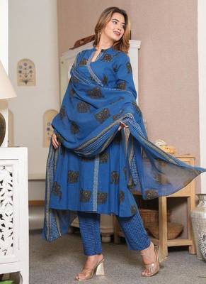 Beautiful blue 3-piece pure cotton kurta set 2