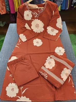 Beautiful printed red kurta set with pant and dupatta 4