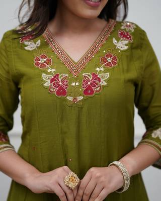 Beautiful  a green colored embroidered cotton blend anarkali suit set with a dupatta 3
