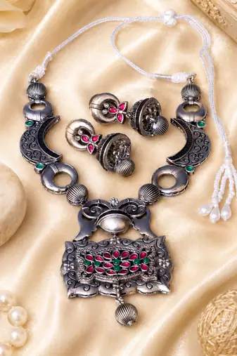 Tribal Bloom Oxidized Silver Necklace Set