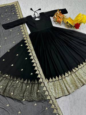 Black heavy embroidered fox georgette gown with dupatta 3