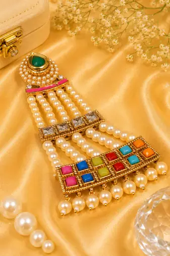 Navratna pearl cascade jhoomer