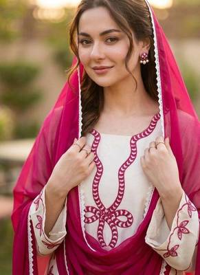 Cream rayon embroidered kurta palazzo set with georgette dupatta 2