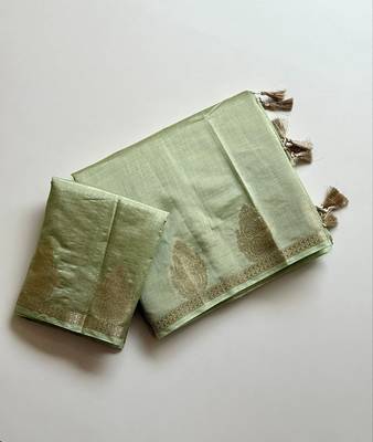 light parrot green butta zari with tassels on pallu tussar silk saree 3