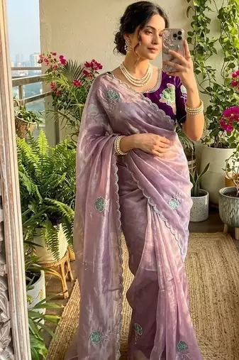 Lavender Color khatli with pearl moti work Sartin Saree