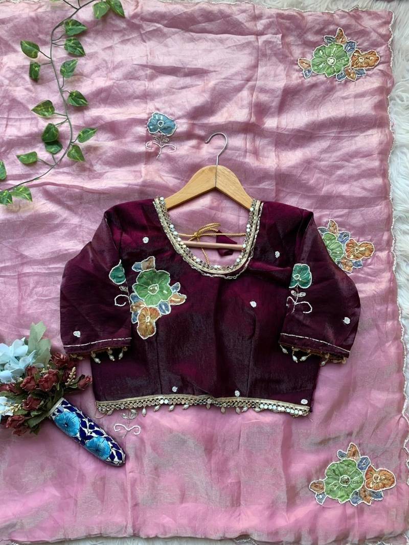 Pink Color khatli with pearl moti work Sartin Saree