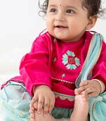 Pink embroidered viscose kurta set