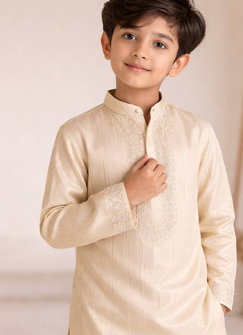 Gold embroidered chanderi kurta set