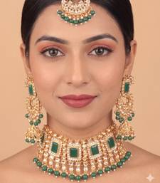 Kundan necklace set