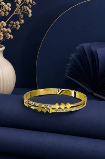 Gold plated anti tarnish cz clover cut out bracelet