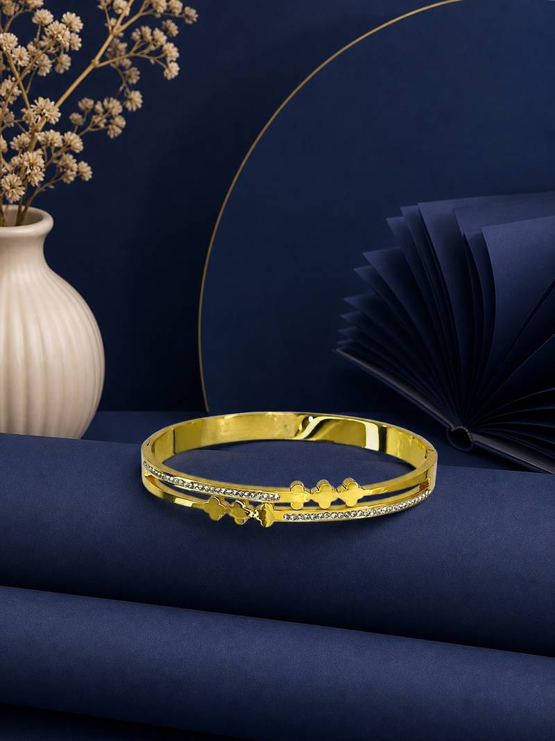 Gold plated anti tarnish cz clover cut out bracelet