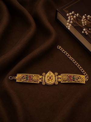 Gold plated kundan rajwadi adjustable bracelet 1