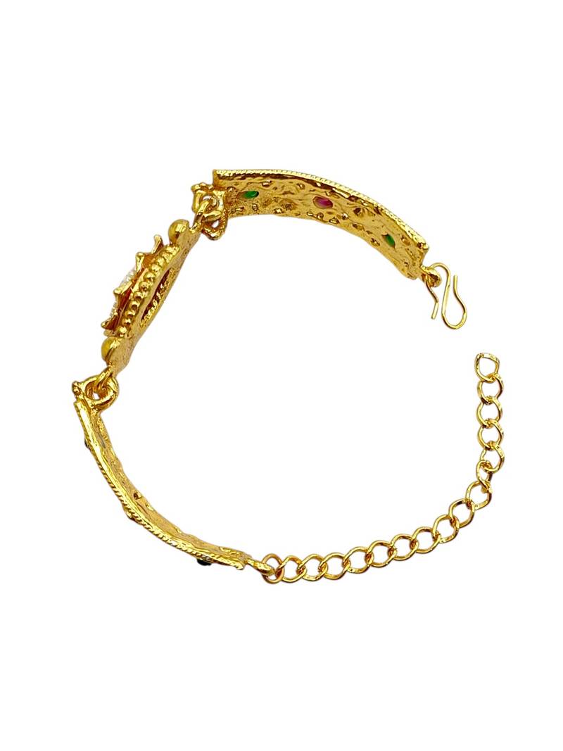 Gold plated kundan elegant adjustable bracelet