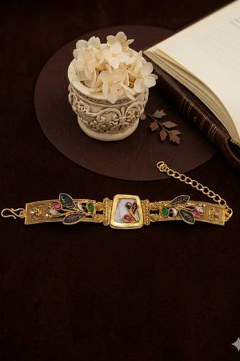Gold plated heritage rajwadi adjustable bracelet