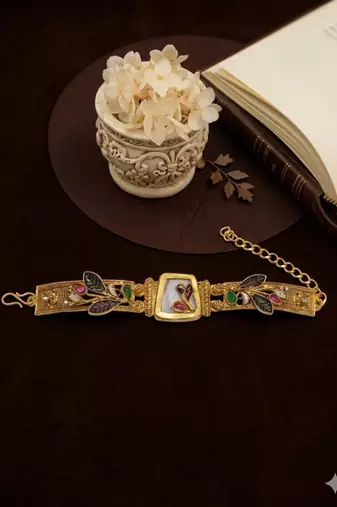 Gold plated heritage rajwadi adjustable bracelet