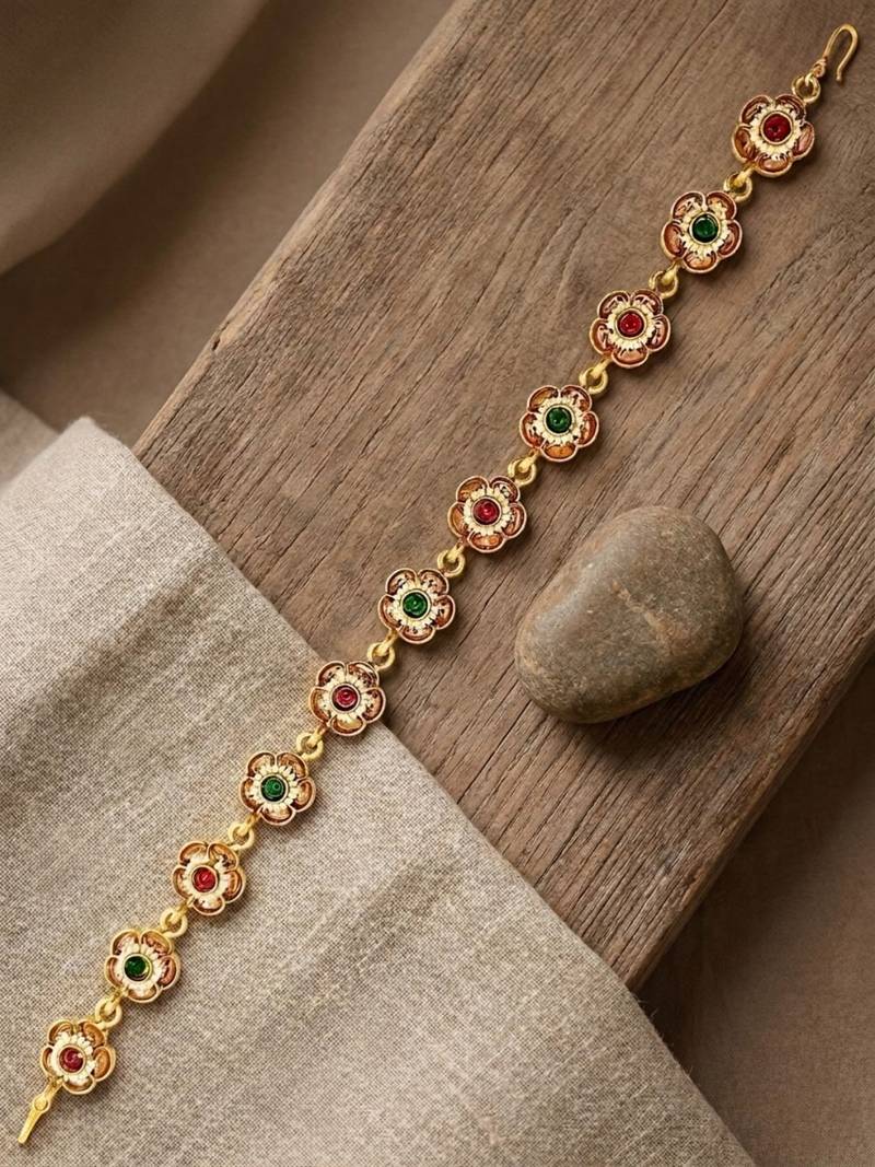 Gold plated floral  kundan mathapatti sheeshphool