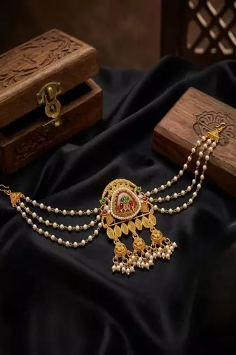 Gold plated elephant kundan heritage bun pin