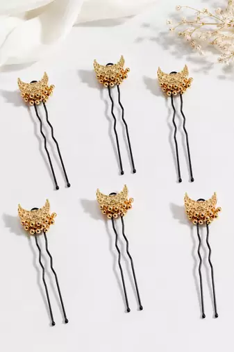 Set of 6 gold plated moon shape u pin head jewellery