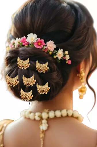 Set of 6 gold plated moon shape u pin head jewellery