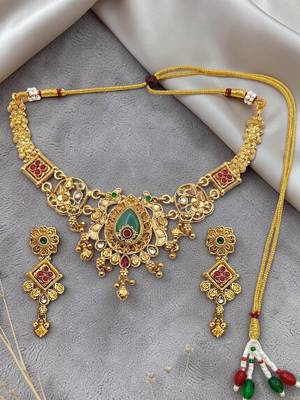 Gold plated green heritage necklace set 1