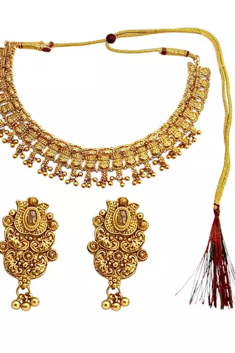 Gold plated elegant necklace set