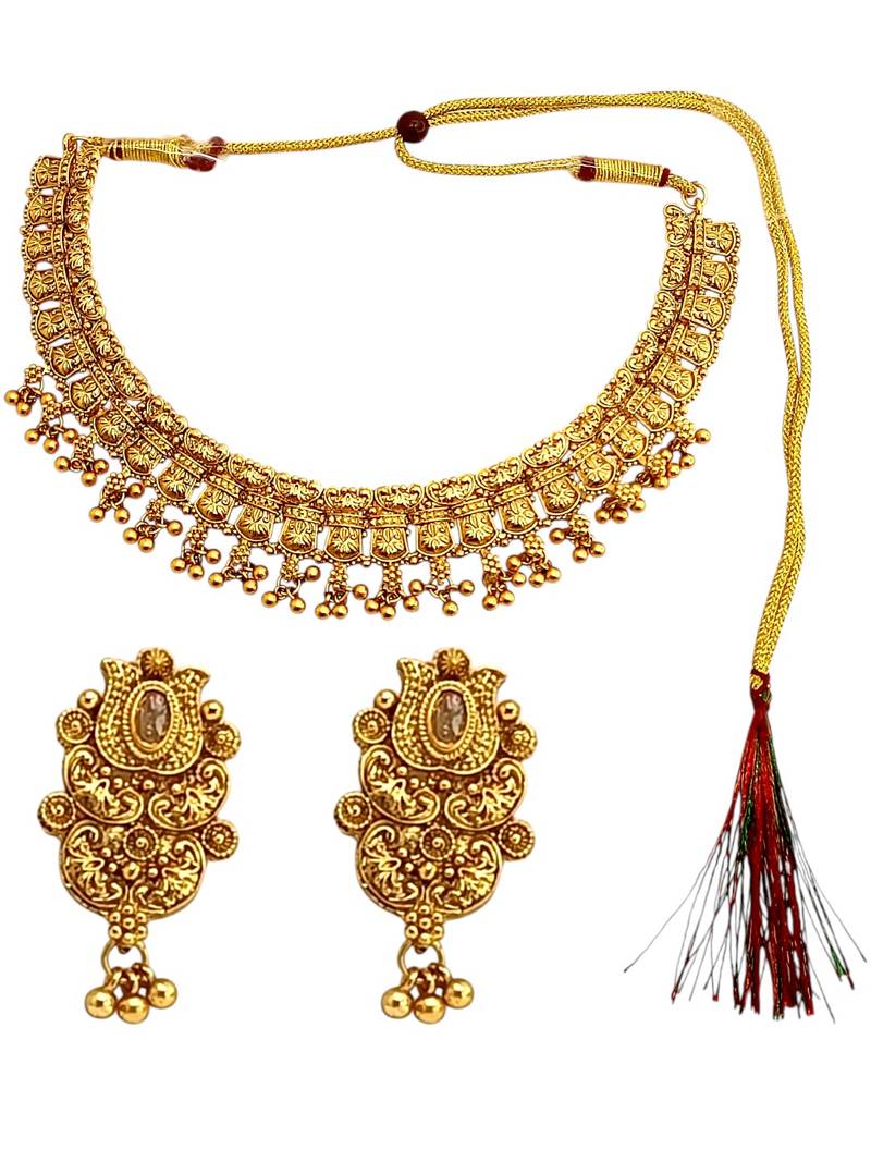 Gold plated elegant necklace set