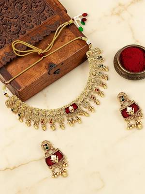 Matte gold plated peacock heritage necklace set 1