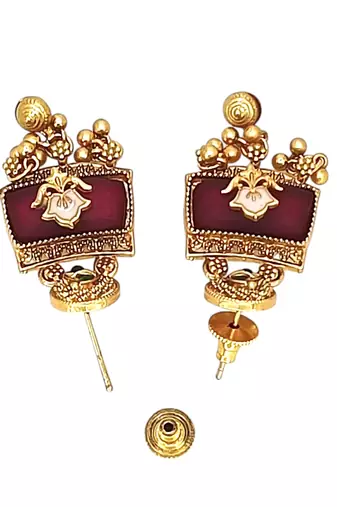 Matte gold plated peacock heritage necklace set