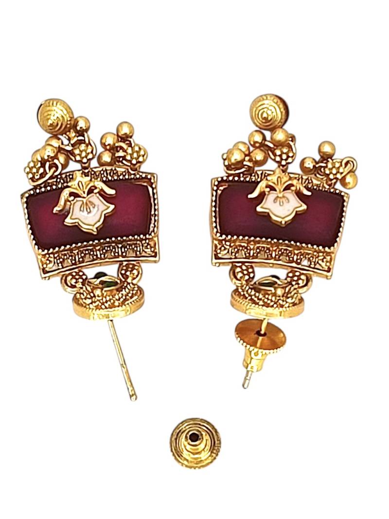 Matte gold plated peacock heritage necklace set