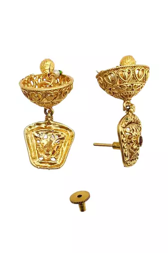Gold plated kundan rajwadi choker necklace set