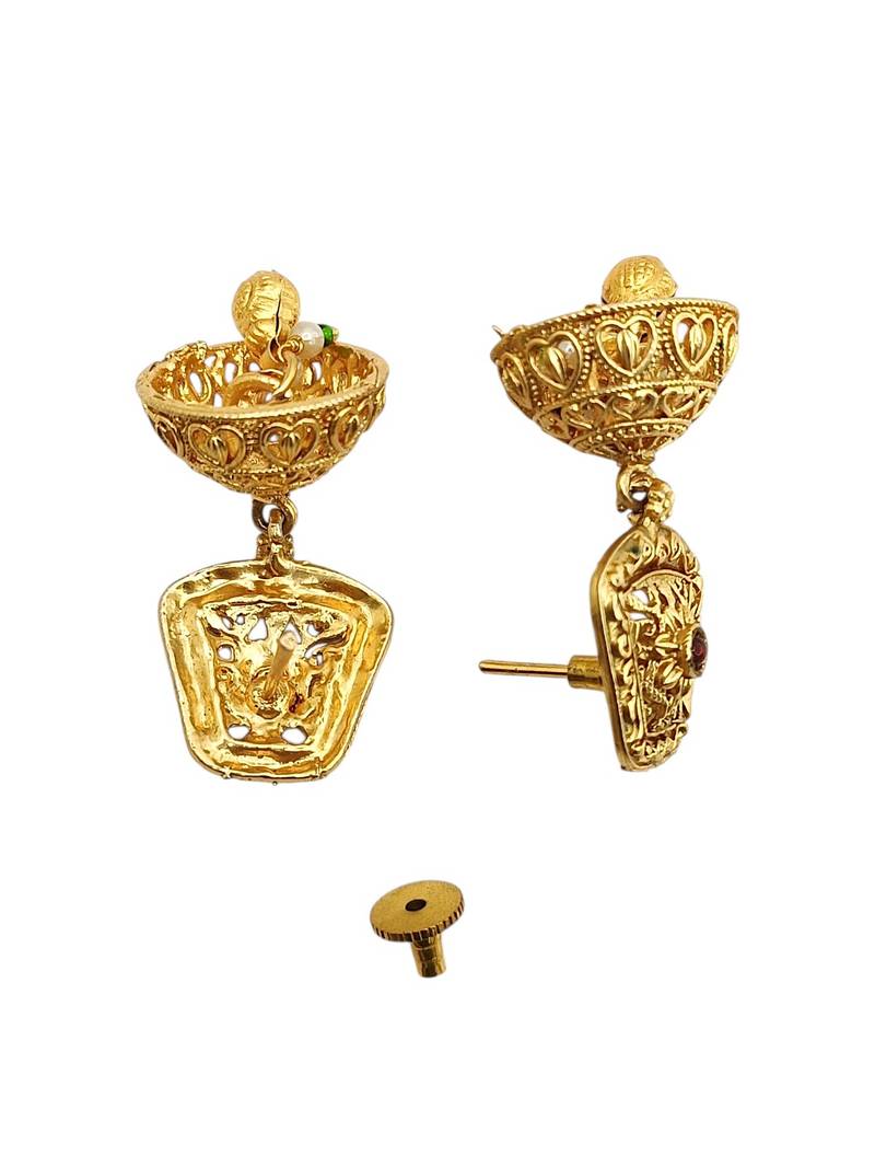 Gold plated kundan rajwadi choker necklace set
