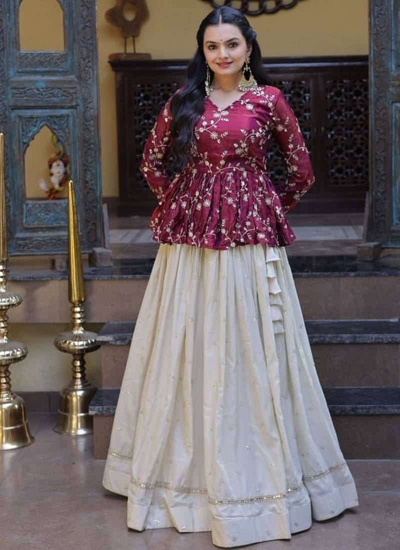 Magenta zari & sequins embroidered work georgette Skirt suit set
