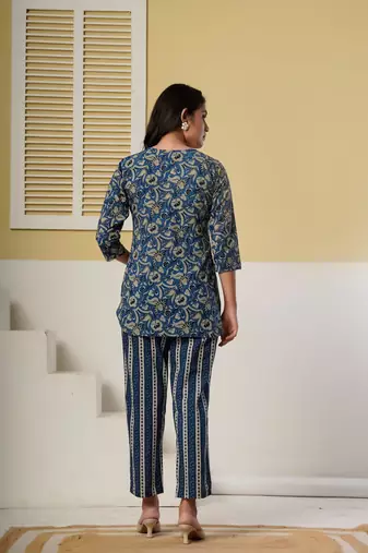 Navy blue floral printed cotton co-ord set with straight pant for women