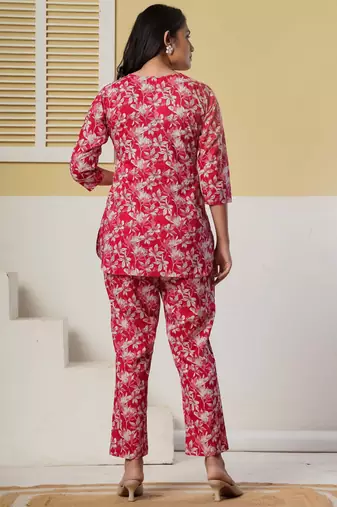 Red floral printed cotton co-ord set with straight pant for women