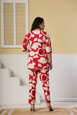 Red floral printed cotton co-ord set with straight pant for women 2
